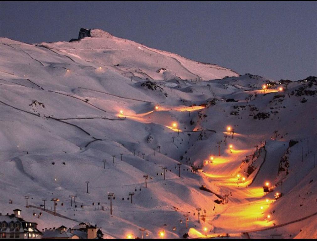 Vila Residencial Veleta Asn Sierra Nevada Exteriér fotografie